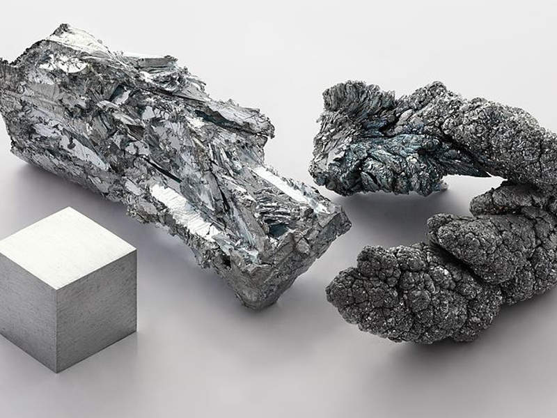 Which Mineral Has A Metallic Luster